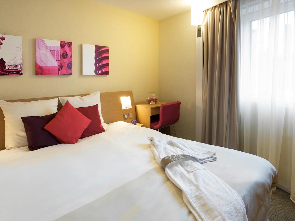 Фото Novotel Manchester Centre