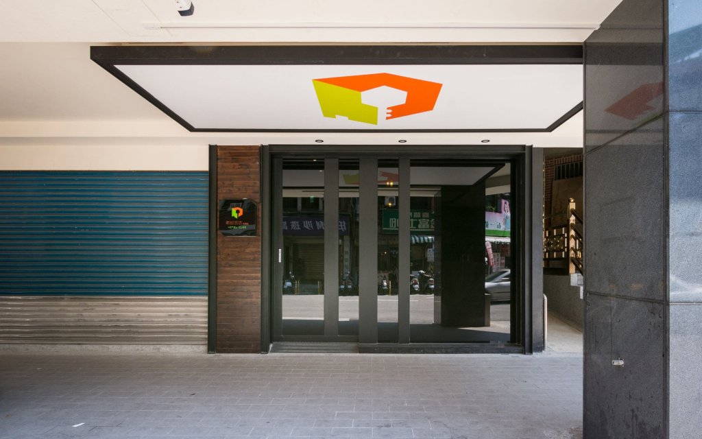 Фото Hotel Cube Banqiao