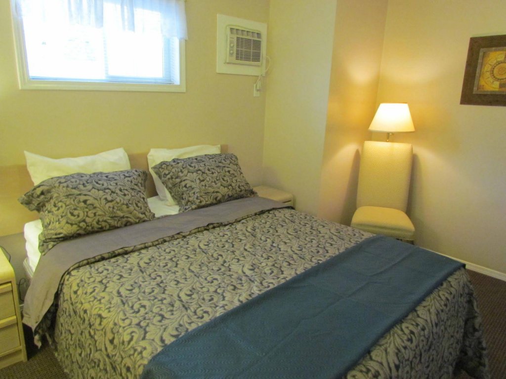 Фото Rosedale Motel