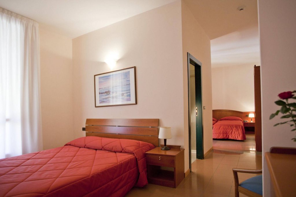 Фото Hotel Cavour