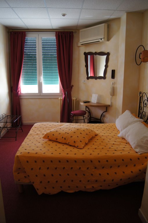 Фото Hôtel Régence