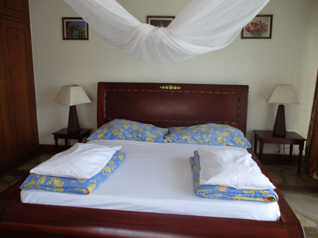 Фото Buziga Shelter Lodge