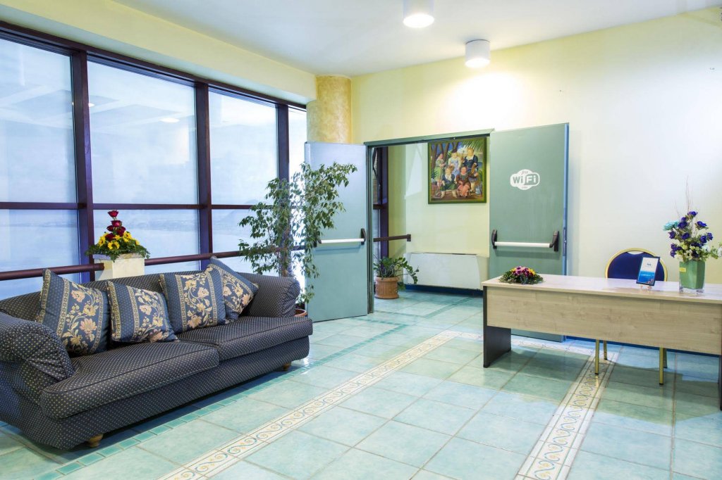 Фото Hotel Polo Nautico