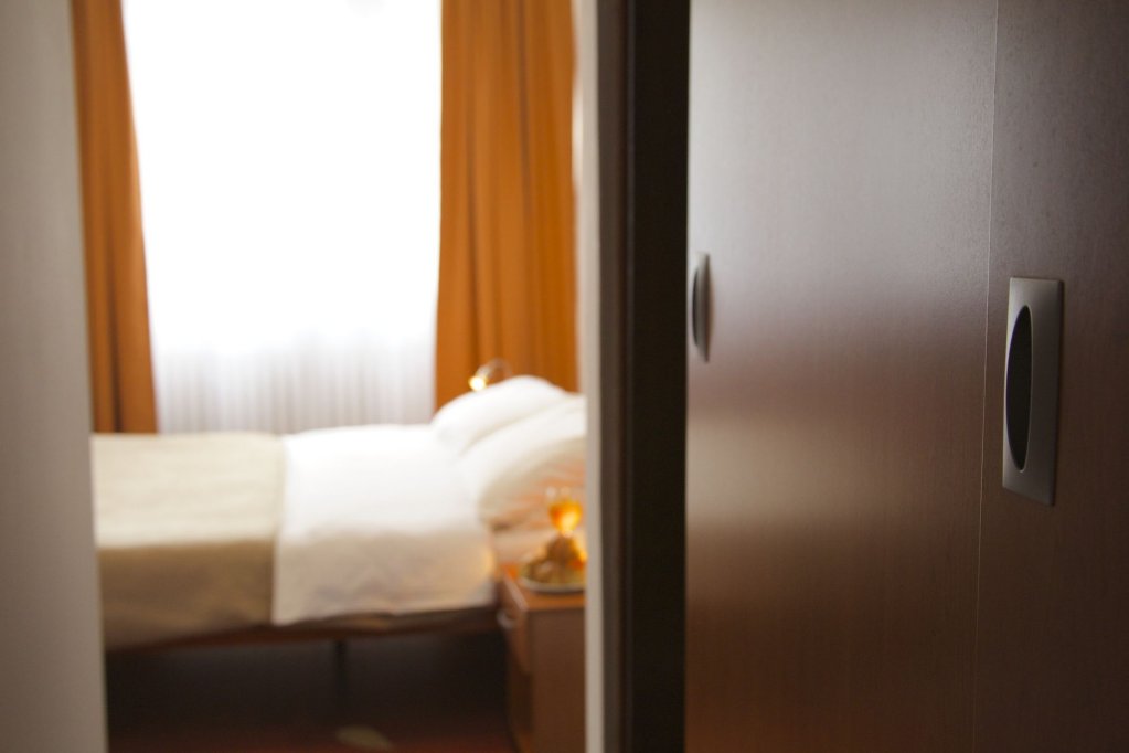 Фото Hotel Srbija