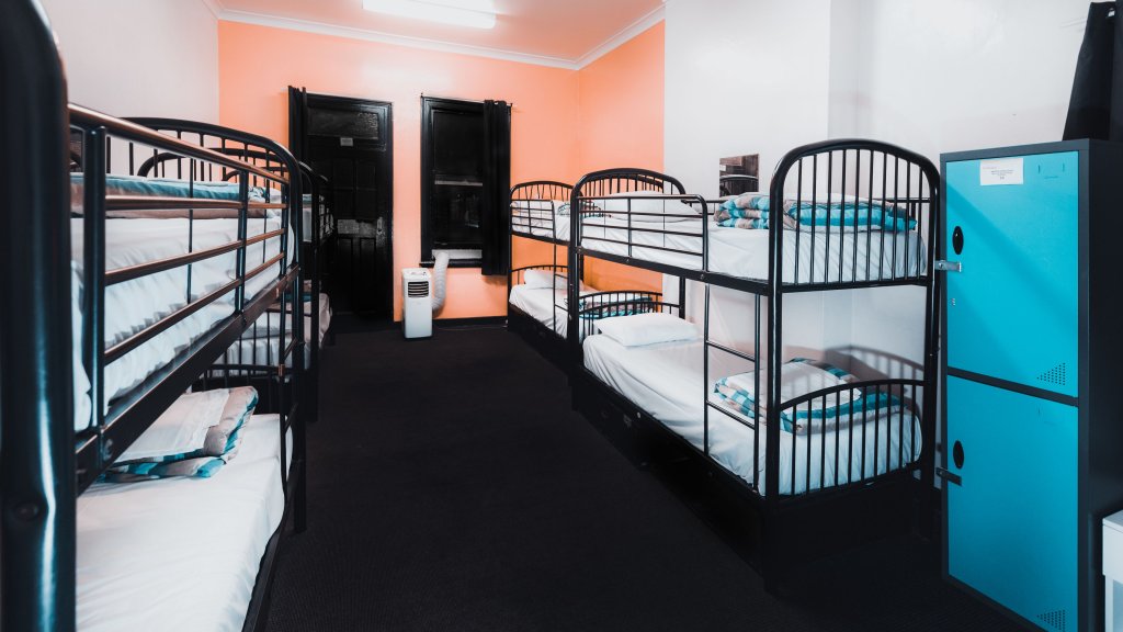 Фото Nomads Brisbane Hostel