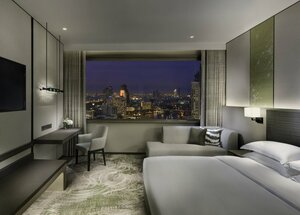 Гостиница Millennium Hilton Bangkok