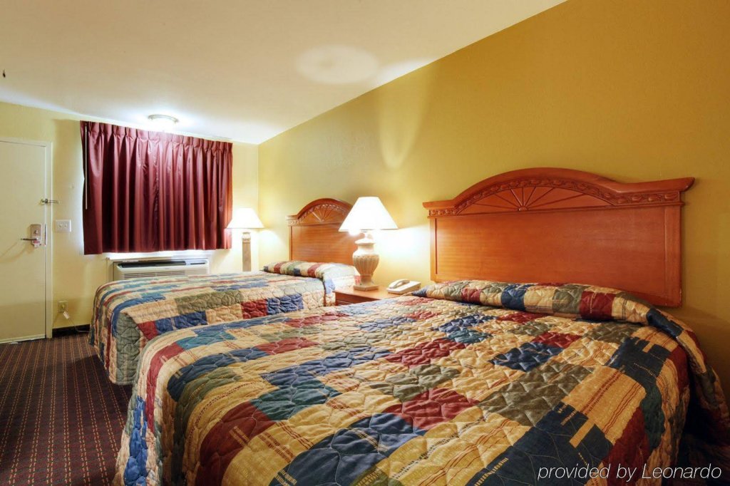 Фото Americas Best Value Inn & Suites Yukon Oklahoma City