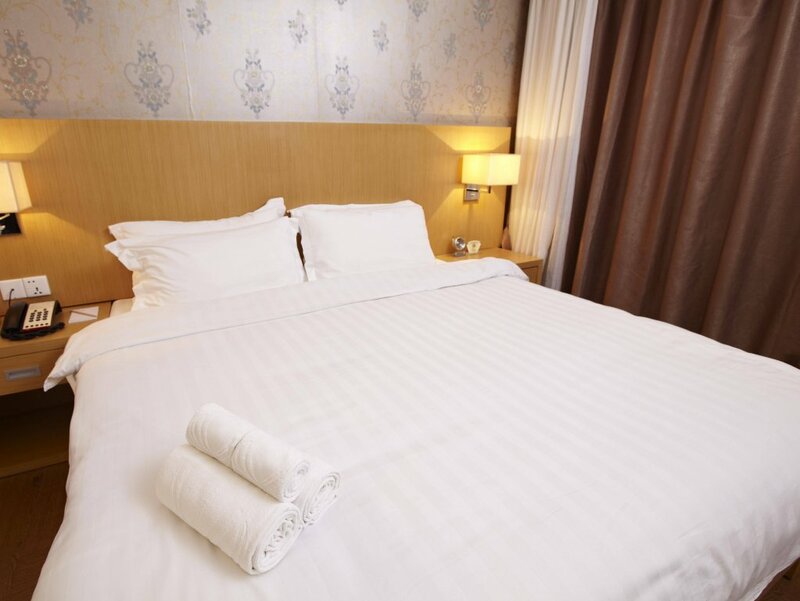 Гостиница Discovery Hotel в Пномпене