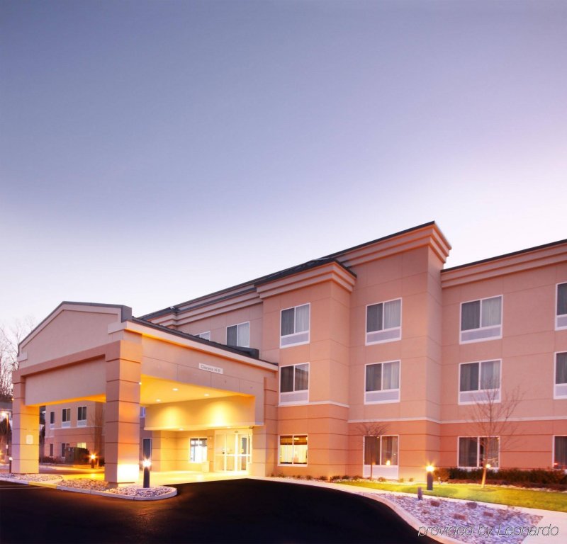 Фото Fairfield Inn & Suites Mahwah