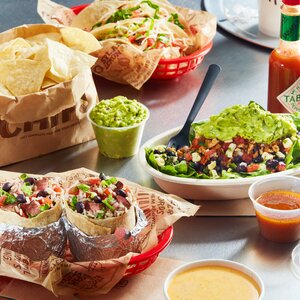 Chipotle Mexican Grill (New York, Broadway, 2), cafe