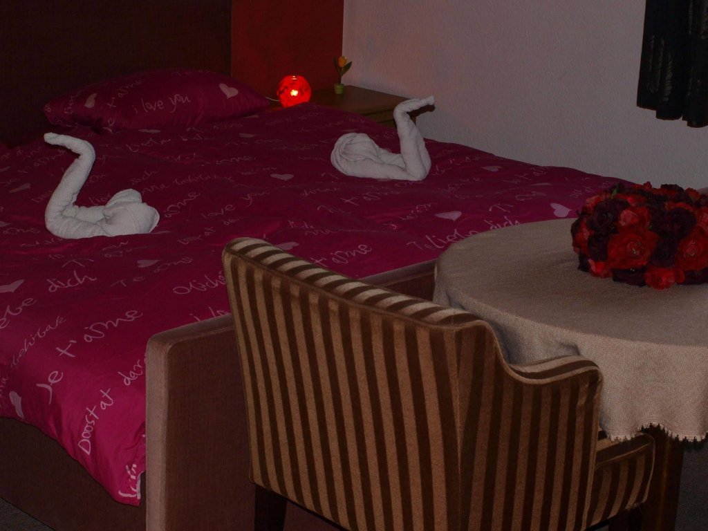 Фото Familie Hotel Kameleon