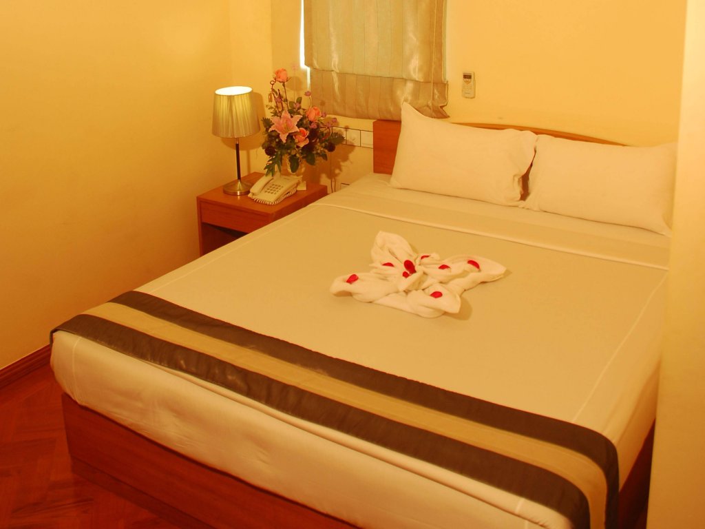 Фото Pleasure View Hotel