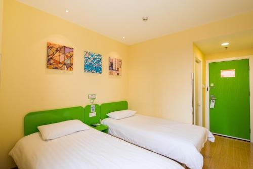 Фото Haiyou Shenzhen Luohu Port International Trade Hotel