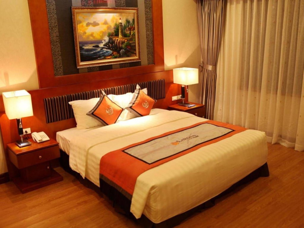 Фото Hanoi Larosa Hotel