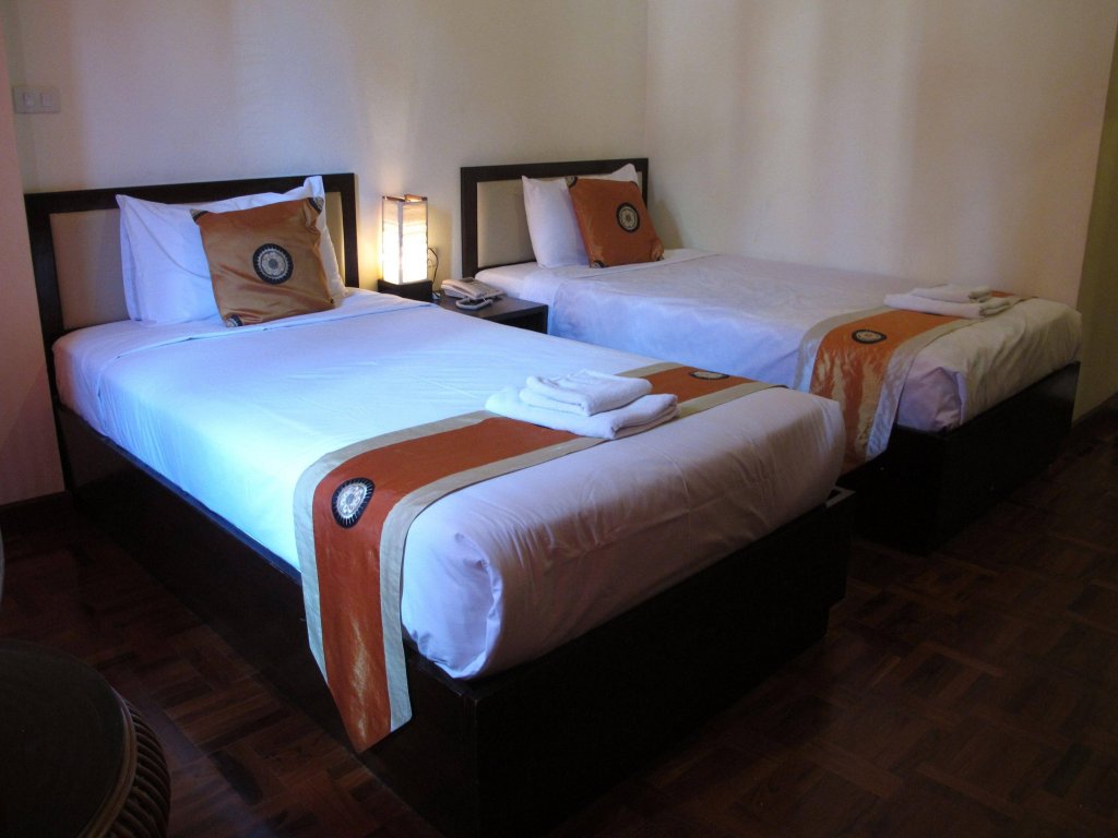 Фото The Palm Garden Hotel