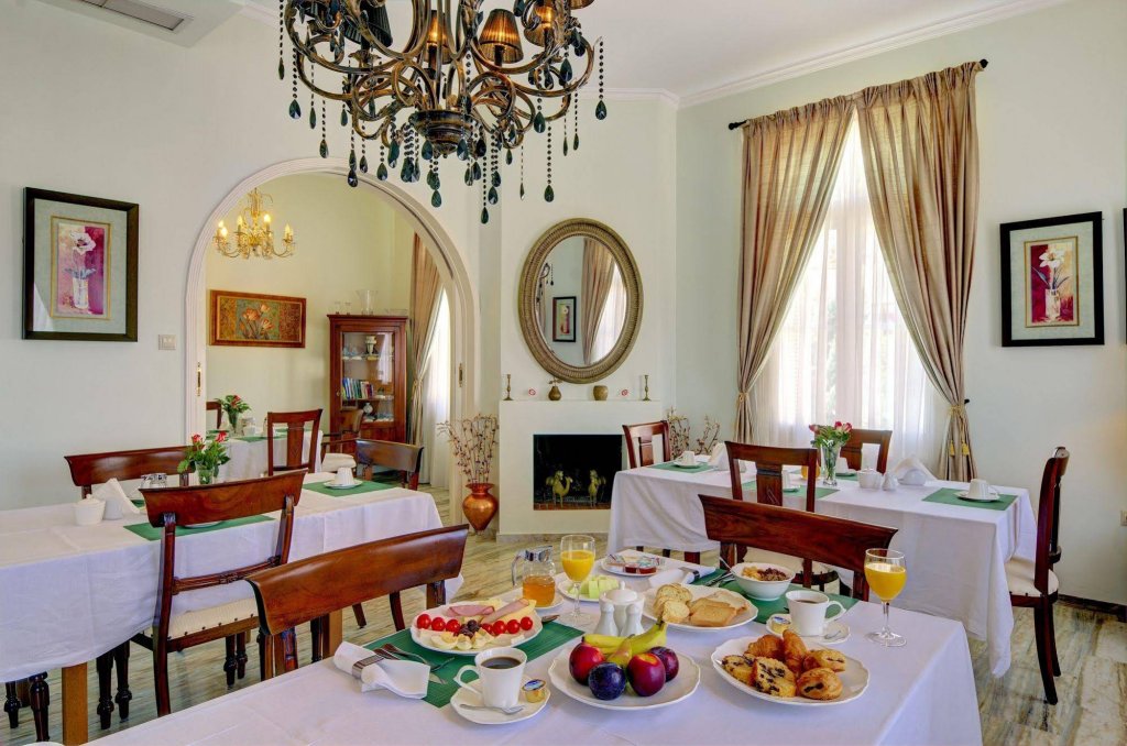 Фото Korina Gallery Hotel