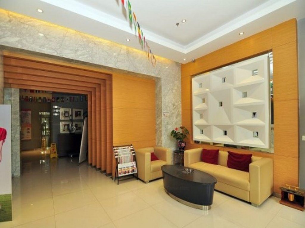 Фото Jinjiang Inn Kunming Century City Branch