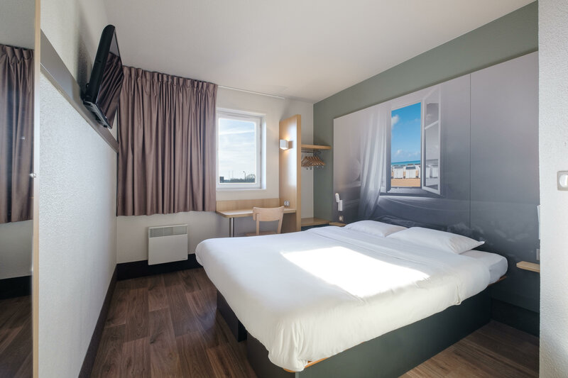 Гостиница B&b Hotel Calais Centre St Pierre в Кале