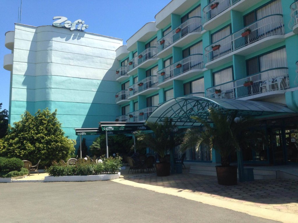 Фото Zefir Hotel
