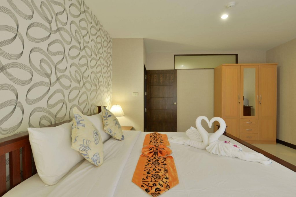 Фото Jomtien Plaza Residence