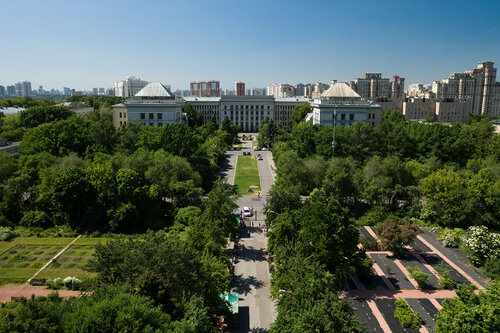 МГУ им. М. В. Ломоносова, Биологический факультет (1, стр. 12, Западный административный округ, район Раменки, территория Ленинские Горы, Москва), факультет вуза в Москве