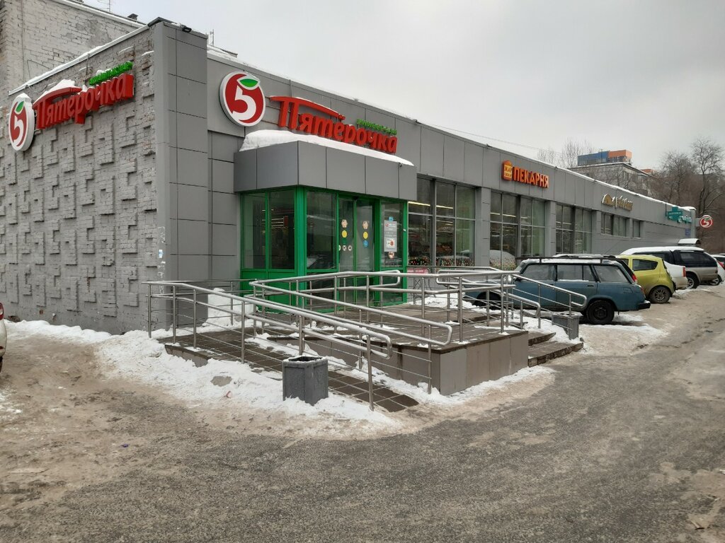 Sushi and rolls store Yokoso, Kazan, photo