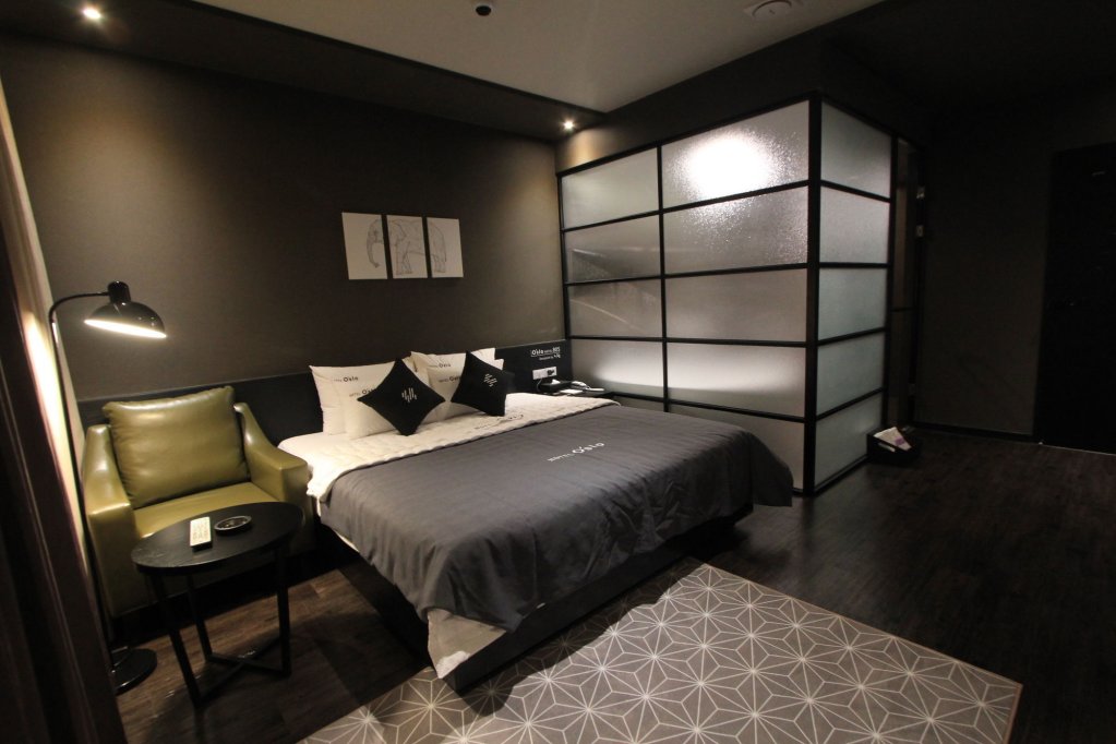 Фото Brown Dot Hotel Beomil