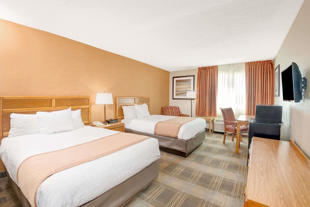 Фото Hampton Inn Egg Harbor Township Atlantic City