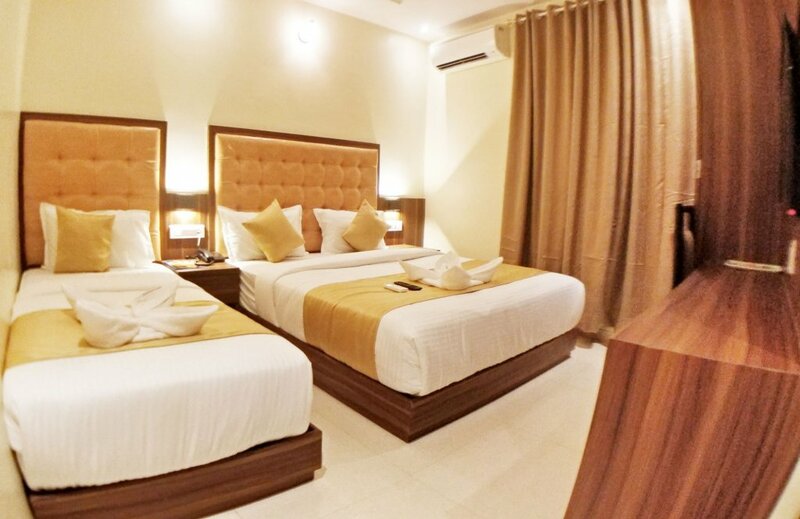 Гостиница Hotel Emerald Inn Mumbai в Мумбаи