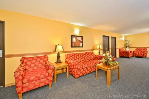 Гостиница Burnsville Inn & Suites