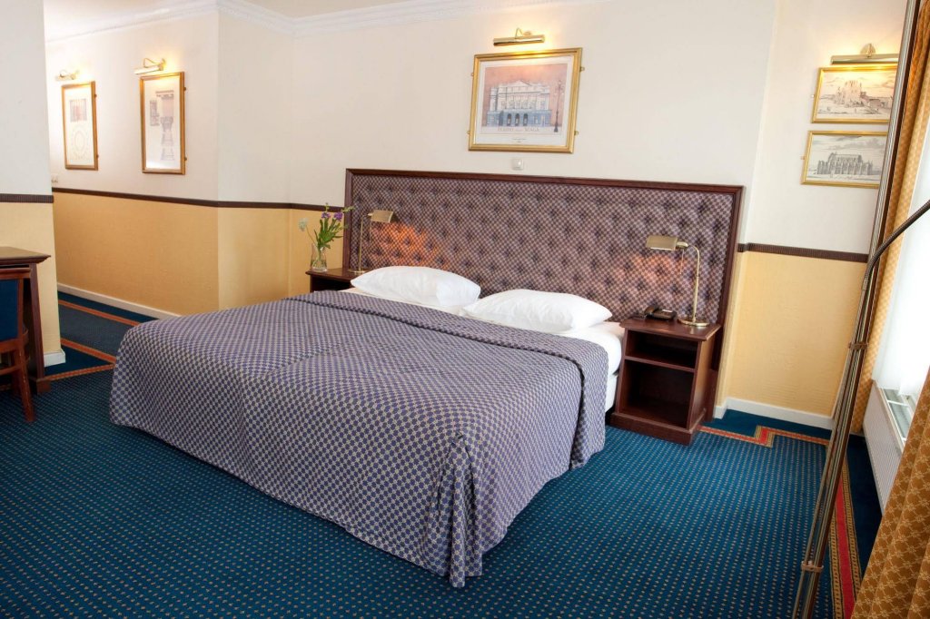 Фото Boutique Hotel De Doelen