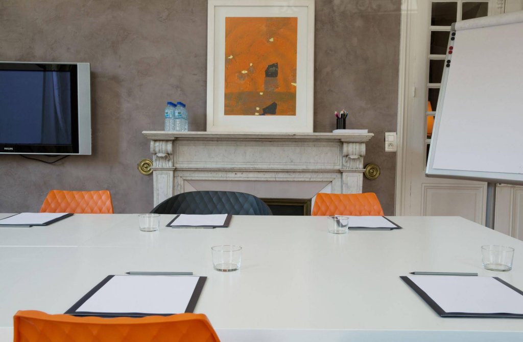 Фото Hotel Le Café de Paris