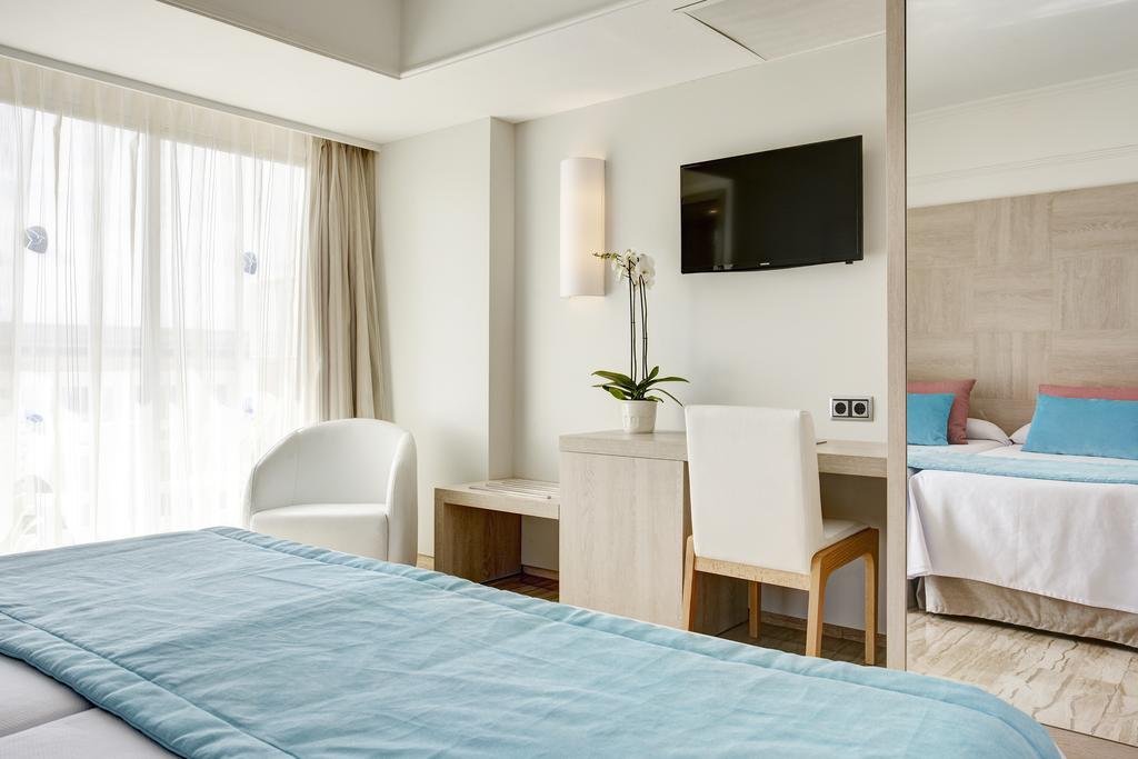 Фото Grupotel Orient