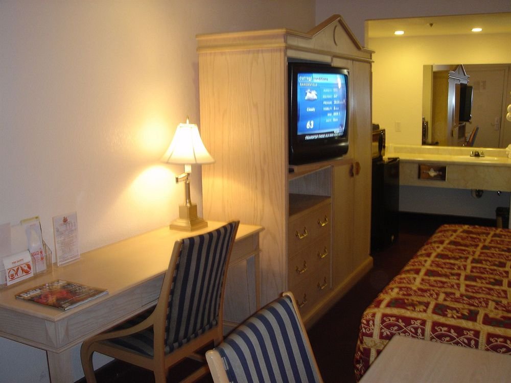 Фото Vagabond Inn Bakersfield North