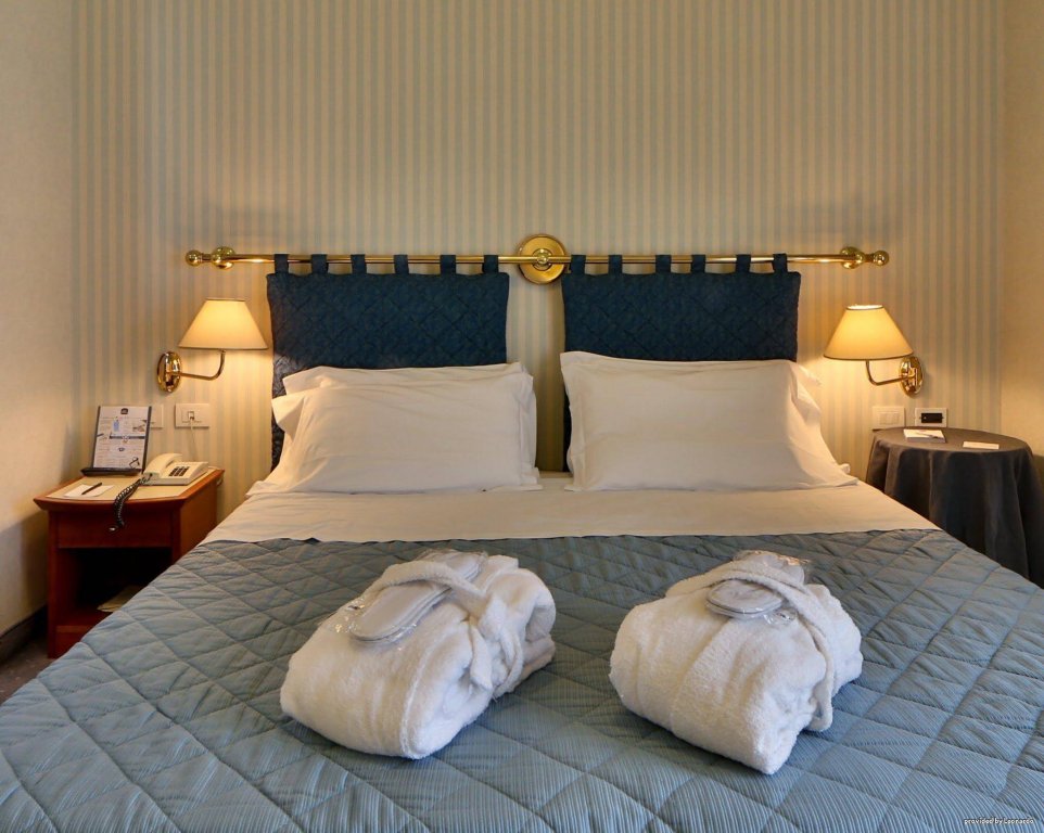 Фото Hotel Maggiore Bologna