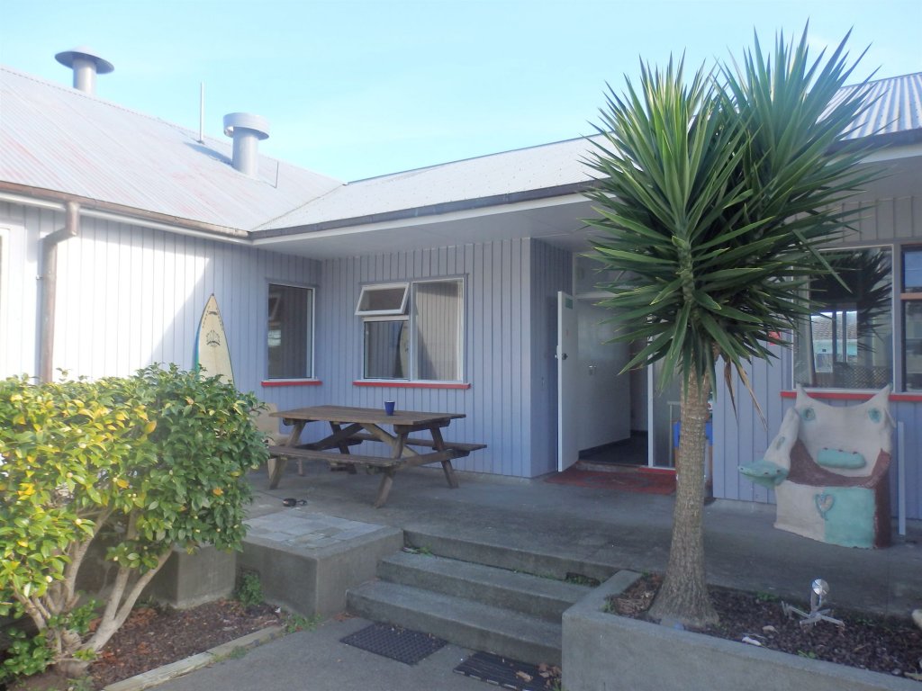 Фото 42b College House - Hostel