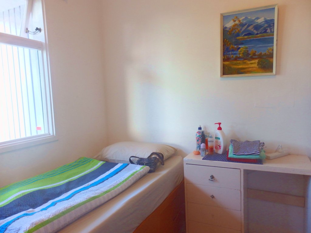 Фото 42b College House - Hostel