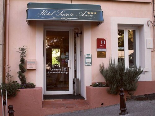 Гостиница Hôtel Sainte Anne в Апте