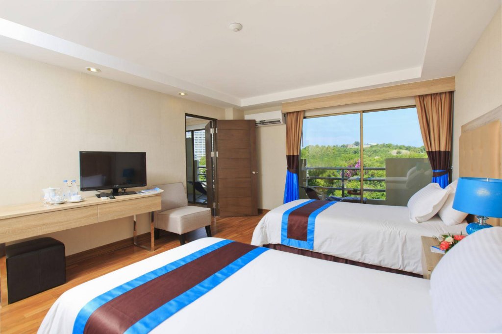 Фото Blue Wave Hotel Hua Hin