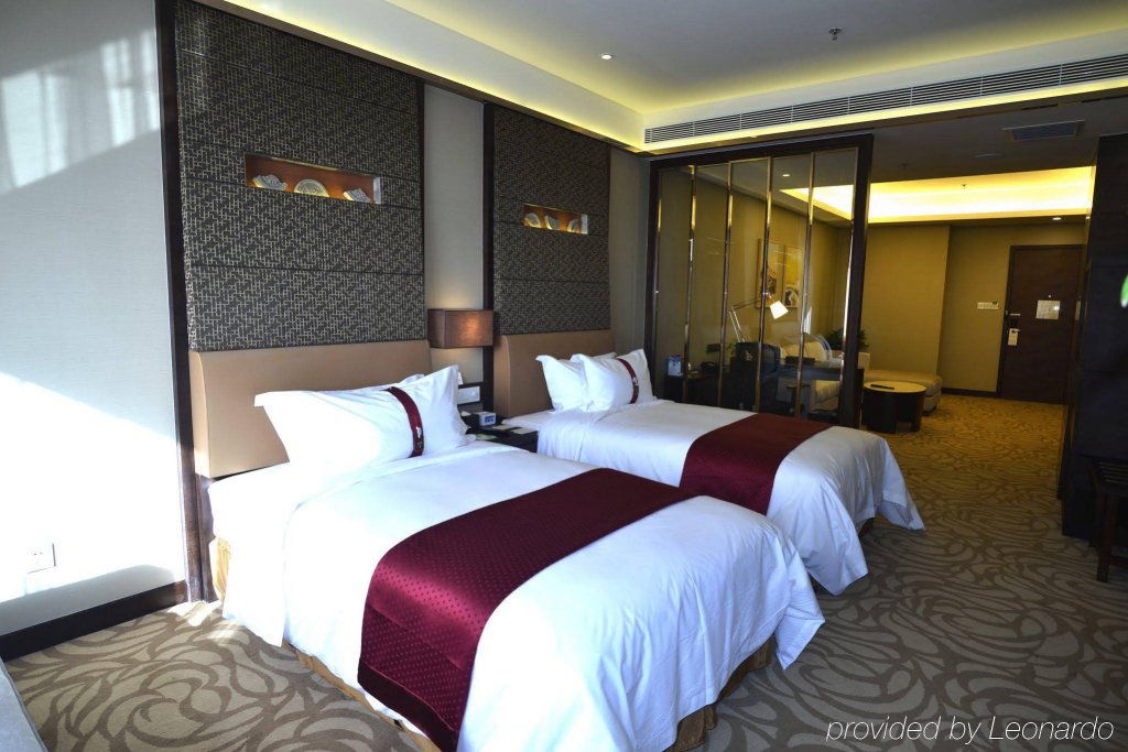 Фото Holiday Inn Xi'an Big Goose Pagoda