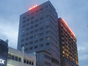Гостиница Hotel Excelsior в Ипохе