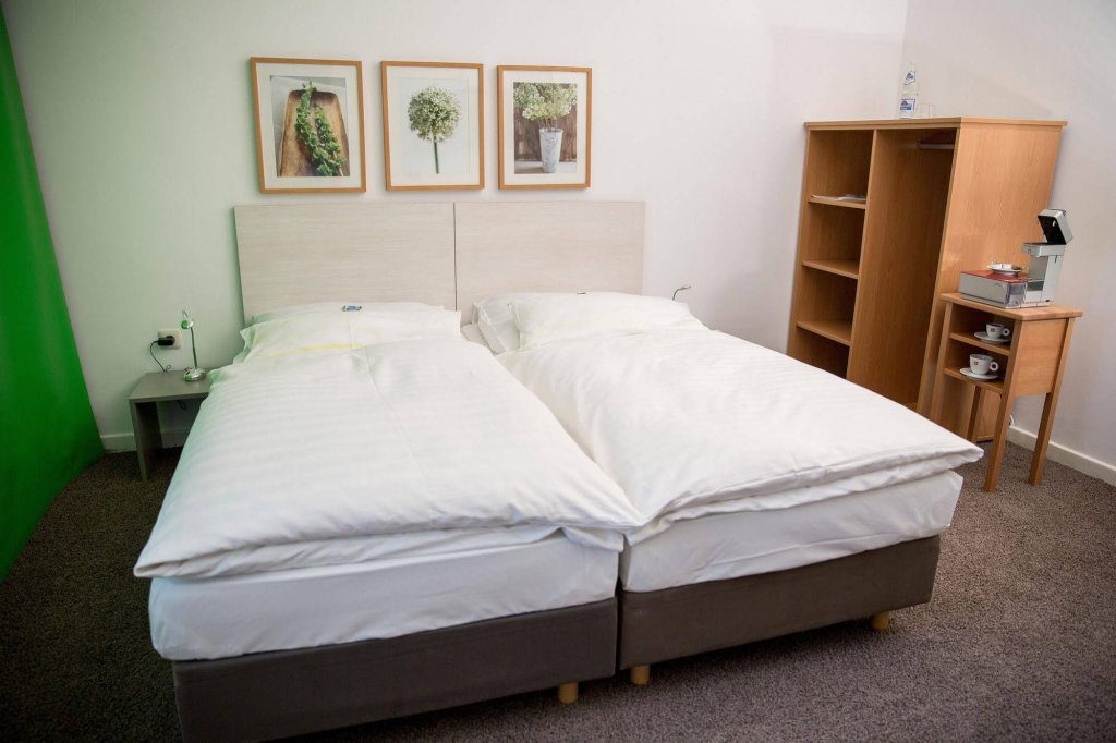 Фото Max Hotel Garni