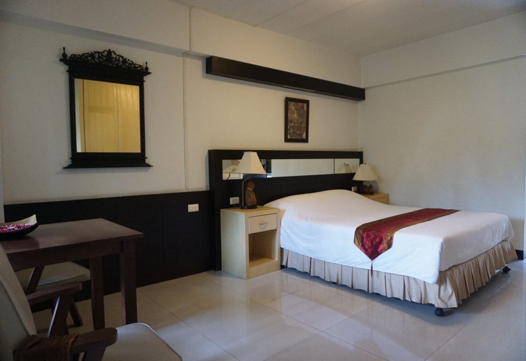 Фото Borarn House