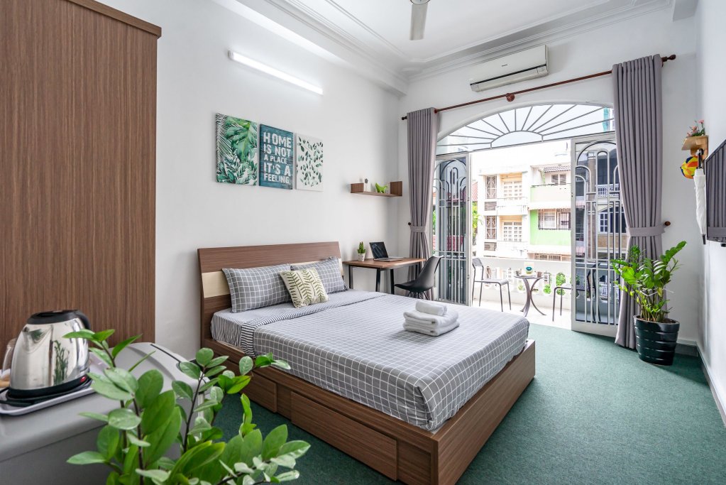 Фото Holo Fairy House Saigon Homestay - Adult Only