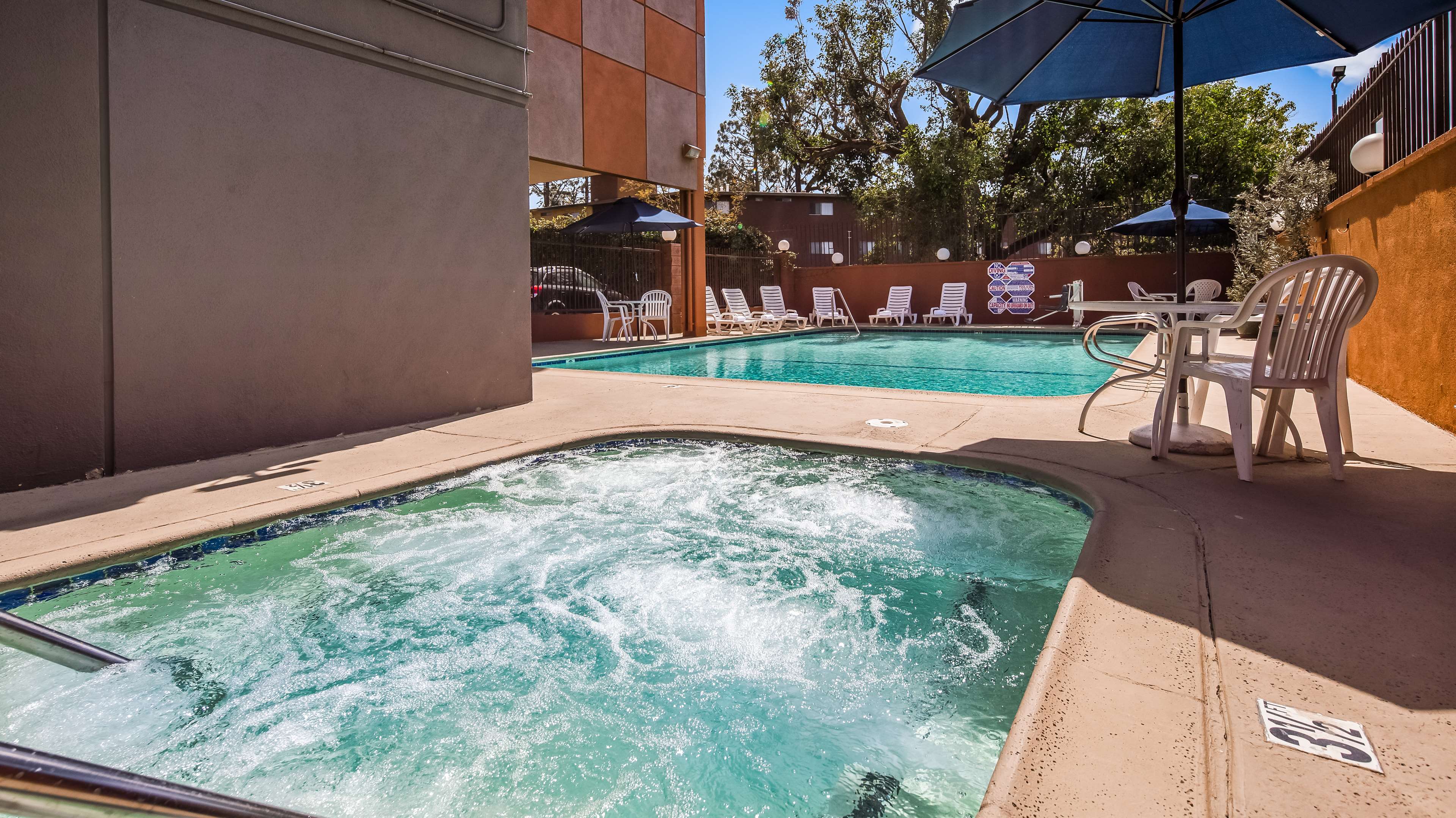 Фото Best Western Los Angeles Worldport Hotel