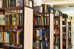 Sverdlovsk Regional International Library (Akademika Bardina Street, 28), biblioteca