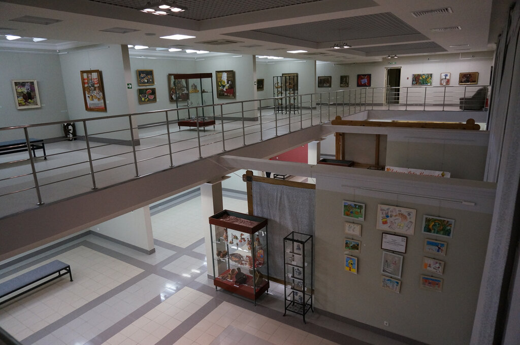 Выставочный центр МБУ Альметьевская картинная галерея, Альметьевск, фото