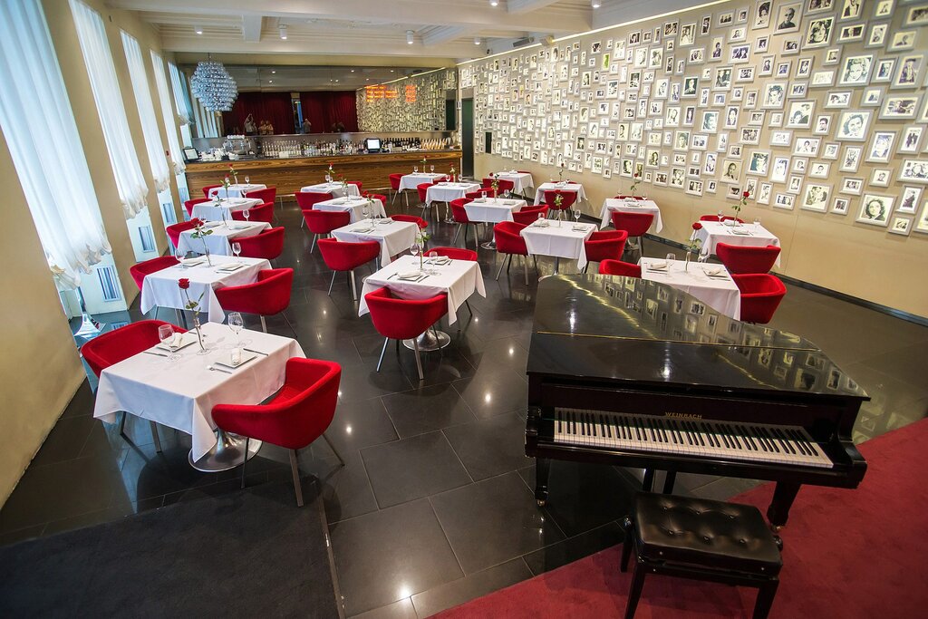 Кафе премьера