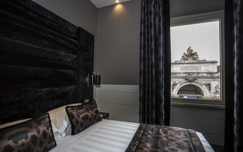 Фото The Glam Hotel