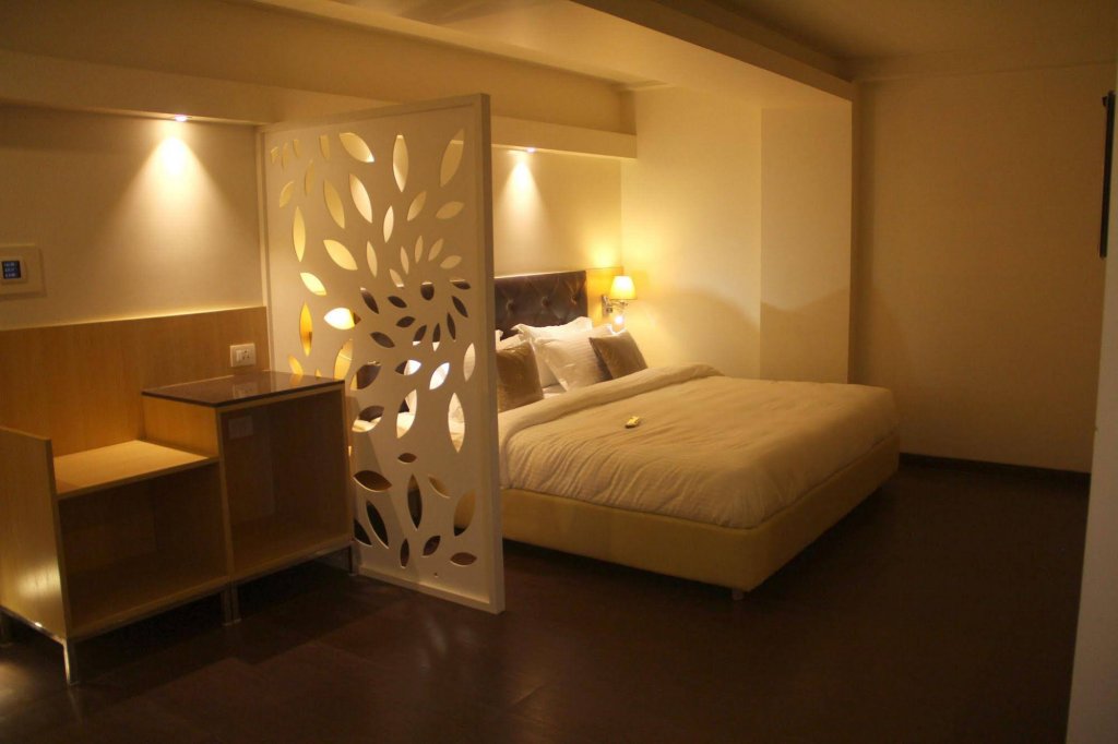 Фото Hotel The Blossom